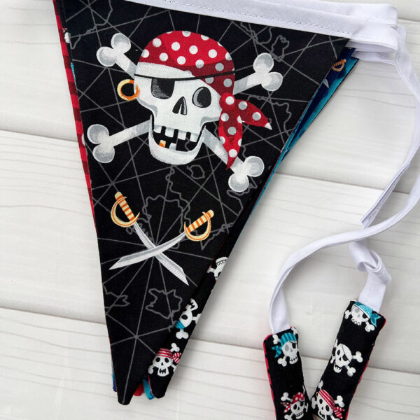 Pirates - Image 3