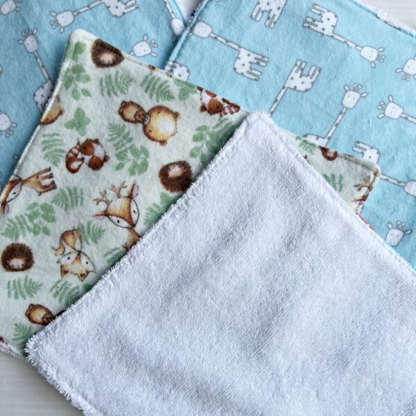.5 Face Cloths - Baby Blue - Image 3